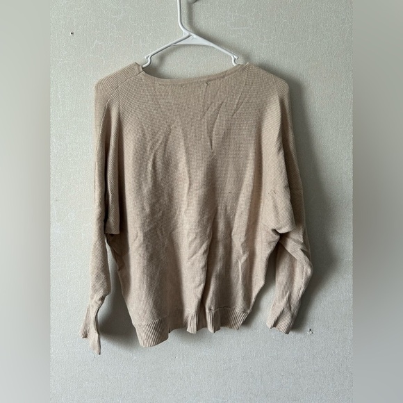 T Tahari | Light Beige Women's Sweater | Size Medium - Picture 6 of 6